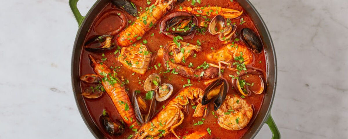 Cacciucco: A Flavorful Tuscan Seafood Stew